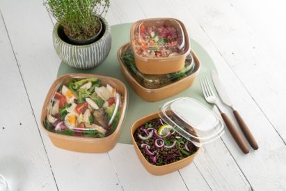 50 Stück Bio Kraft- Bowl Salatschale 580ml, 130x130x56mm, eckig, braun, mit rPET Deckel